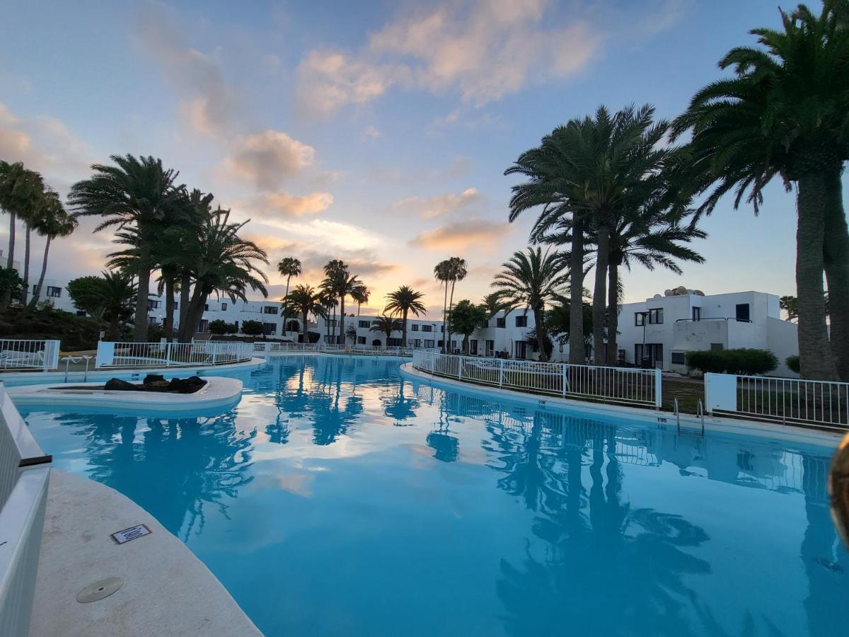 Waikiki 47 Lejlighed Corralejo Eksteriør billede